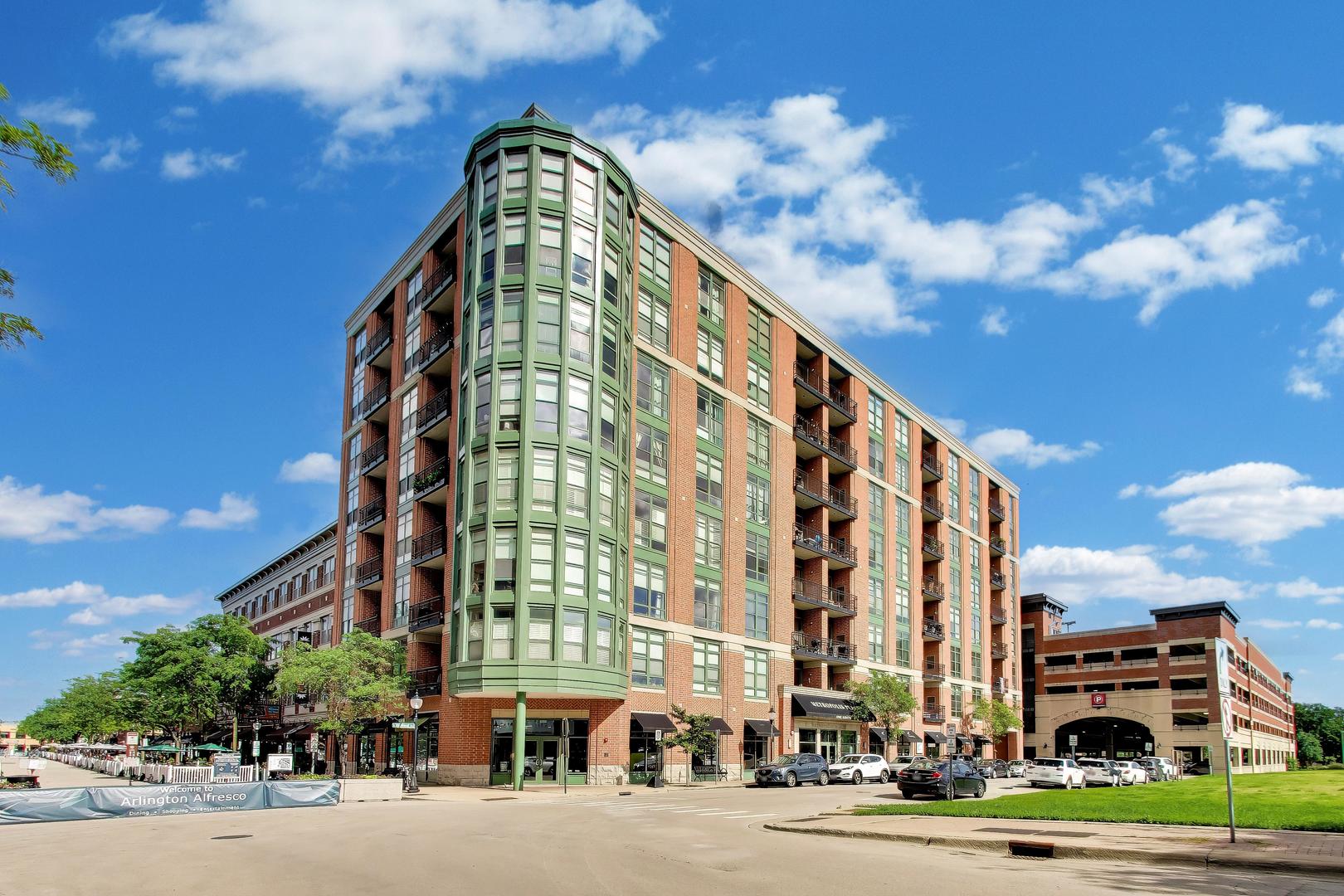 1 S Highland Avenue Unit 704, Arlington Heights IL 60005