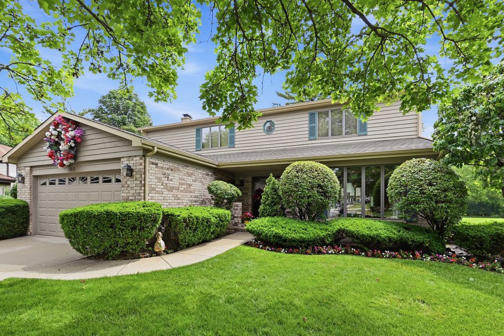1411 W Allison Court, Arlington Heights IL 60005