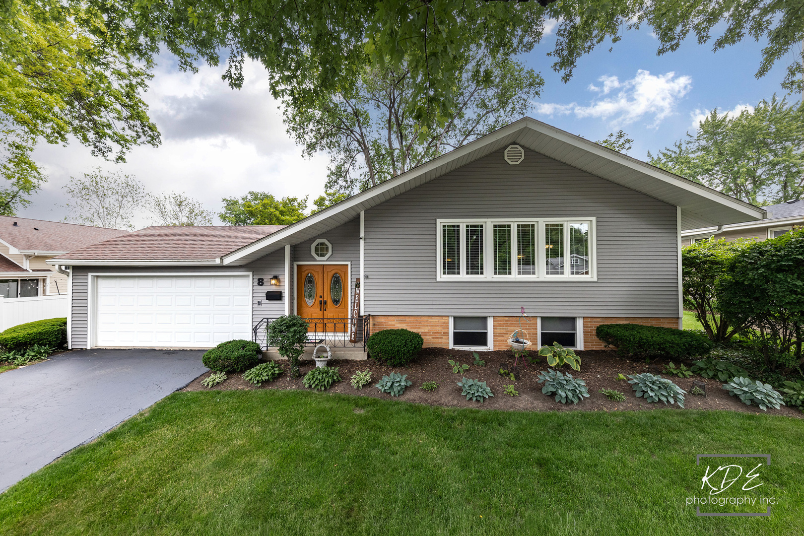 8 E Gartner Road, Naperville IL 60540