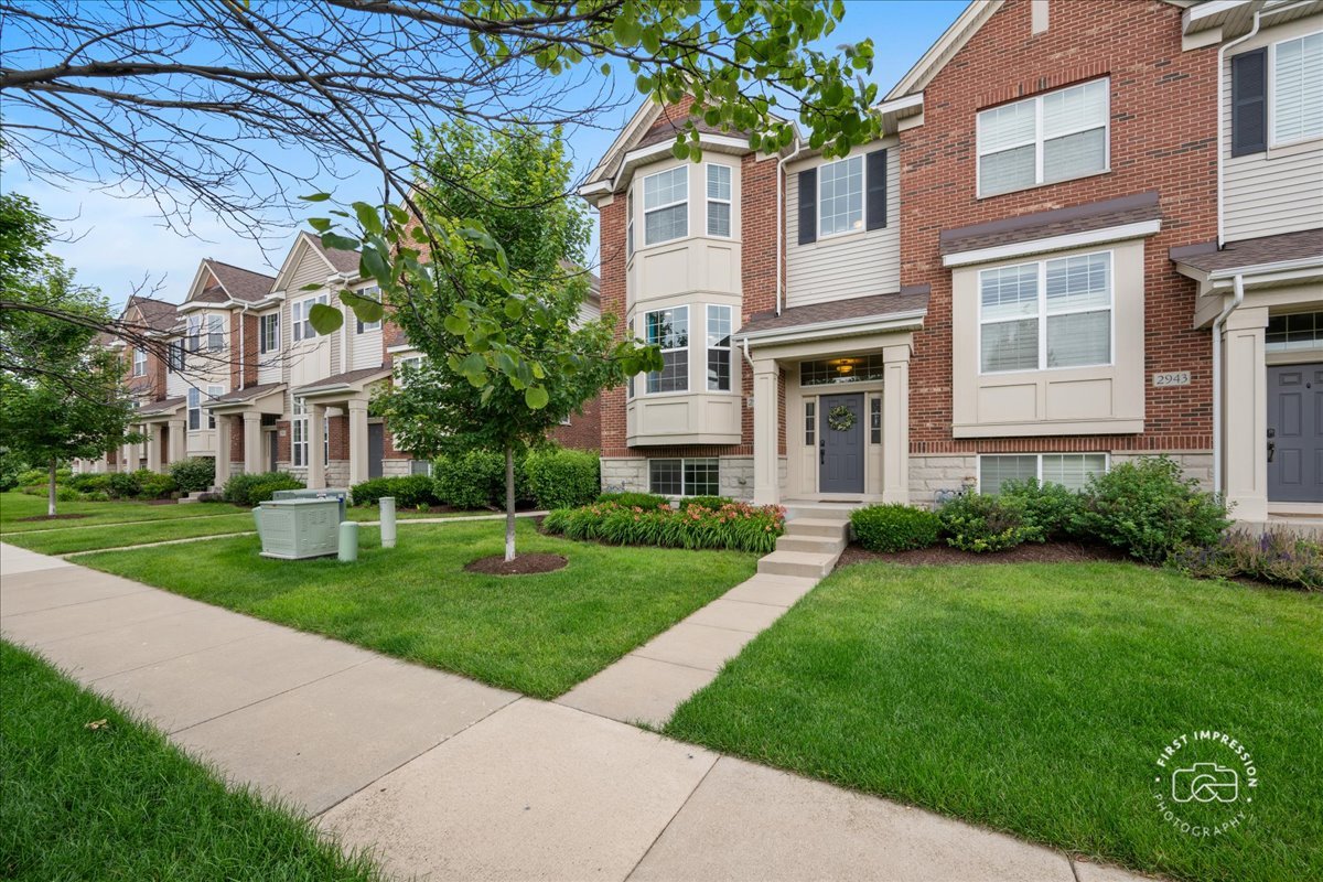 2945 Henley Lane, Naperville IL 60540