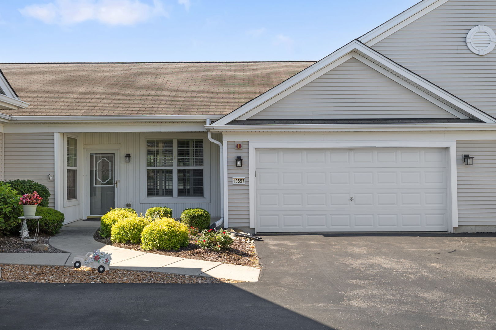 13597 Hemlock Road, Huntley IL 60142