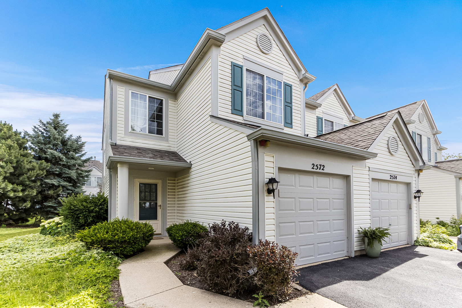 2572 Arcadia Circle Unit 2572, Naperville IL 60540
