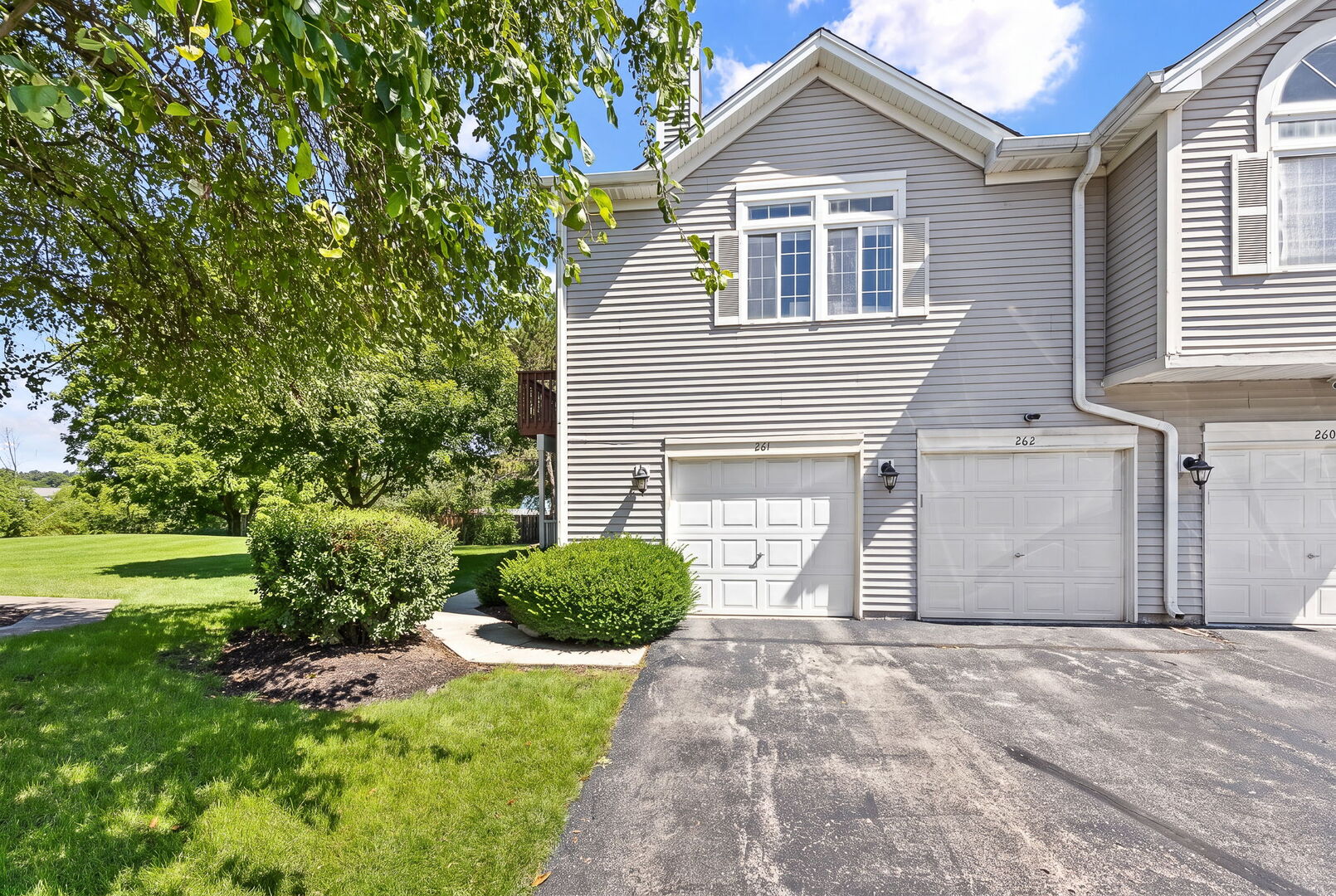 264 NAUTICAL Way Unit D, Elgin IL 60123