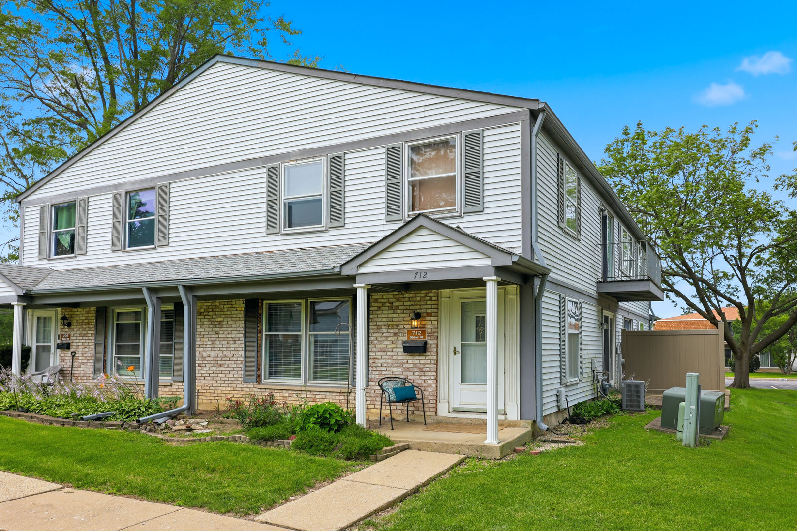 712 SHAW Court Unit 0, Schaumburg IL 60194