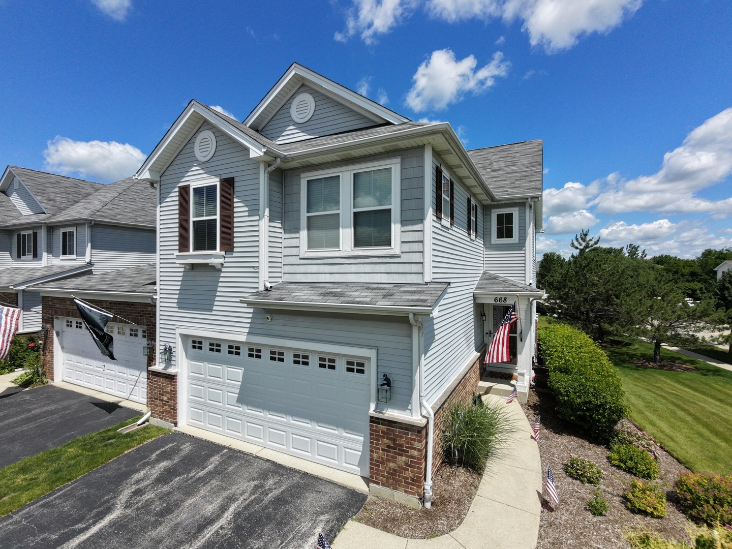 668 Acadia Circle, Crystal Lake IL 60014