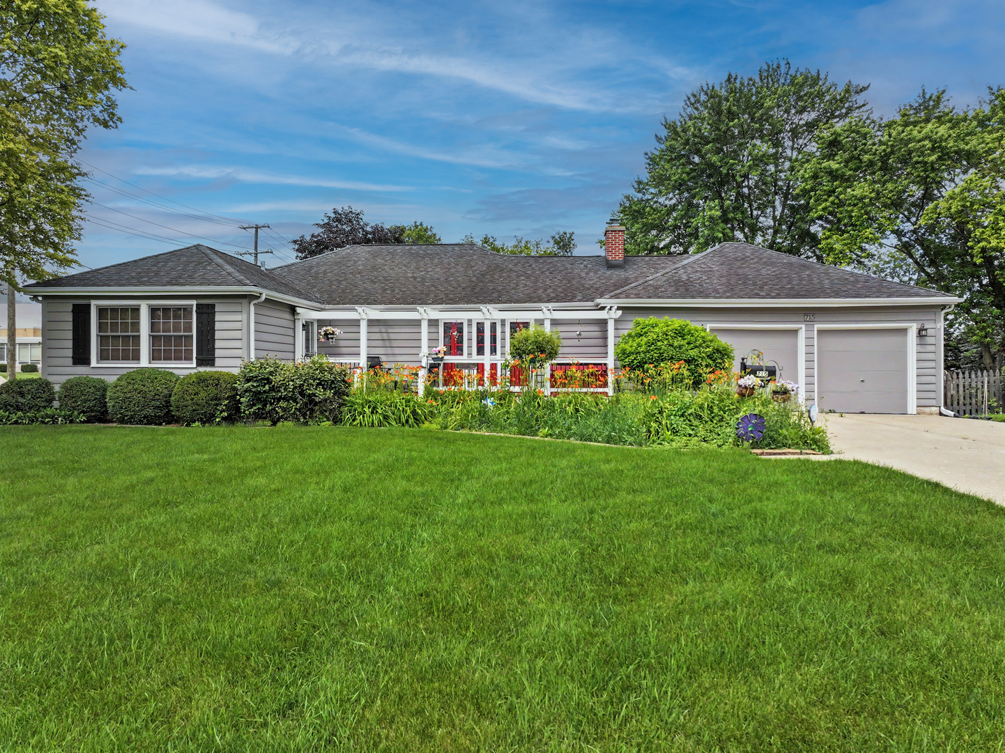715 N Green Street, Mchenry IL 60050