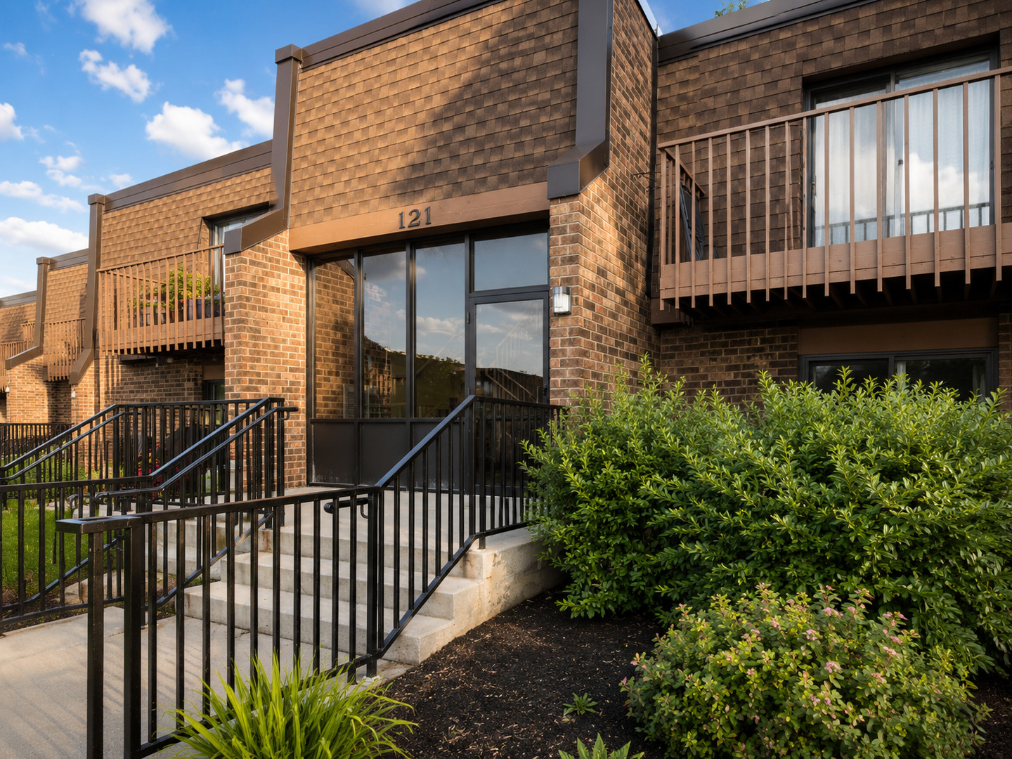 121 Mullingar Court Unit 1D, Schaumburg IL 60193
