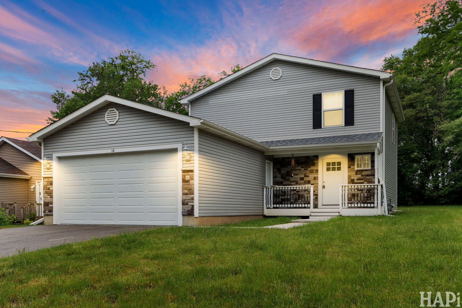 16 Elm Avenue, Fox Lake IL 60020