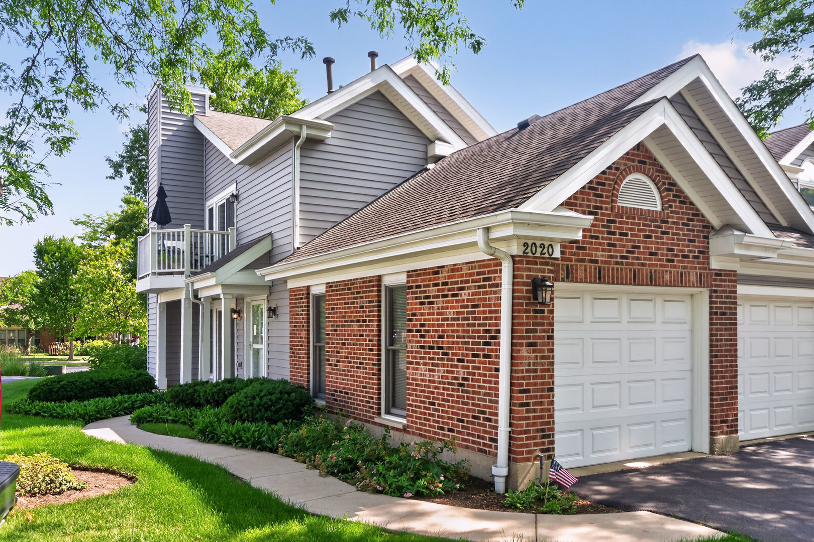 2020 N Stillwater Road Unit 2020, Arlington Heights IL 60004
