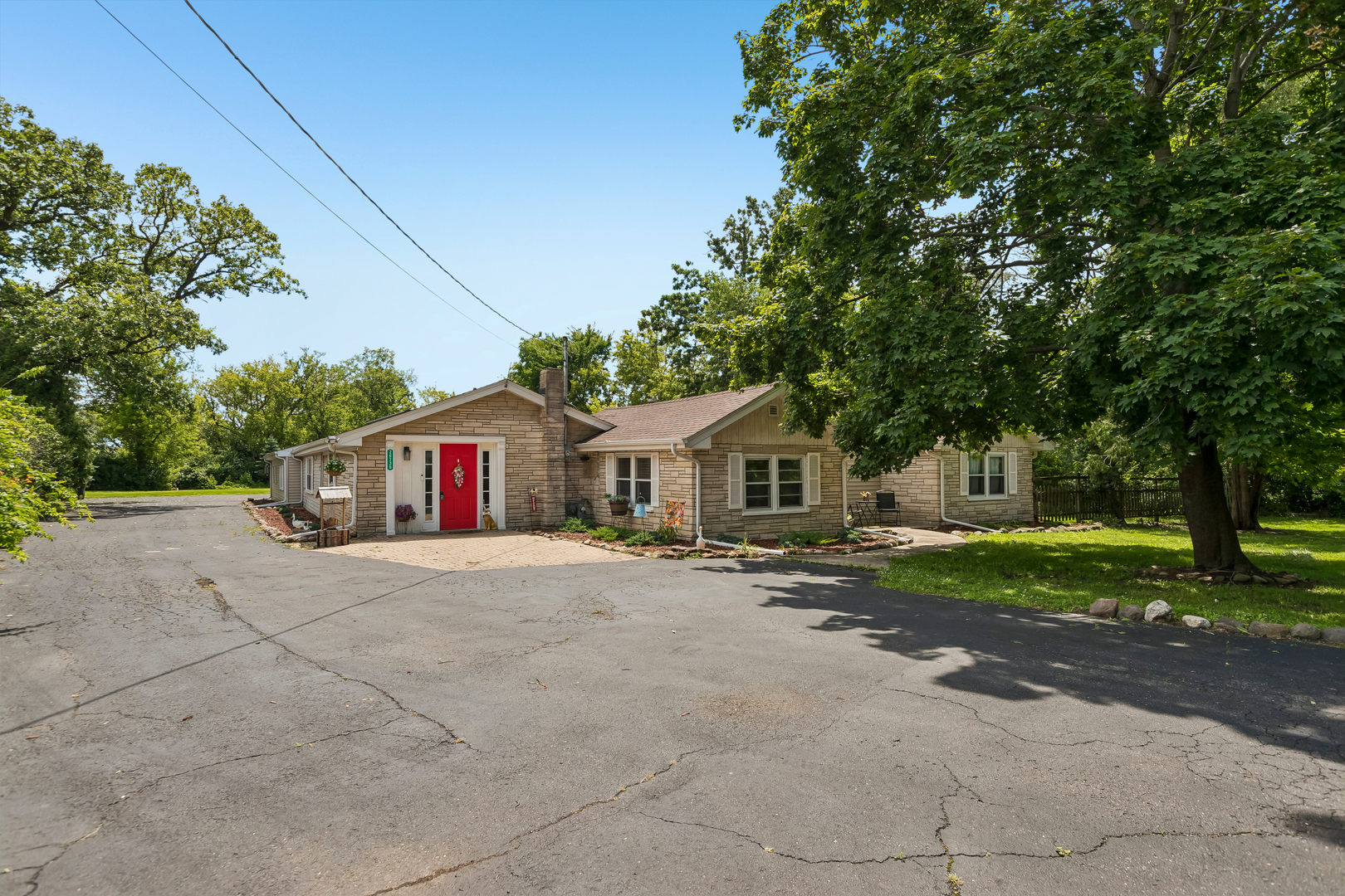 26735 W Il Route 173, Antioch IL 60002