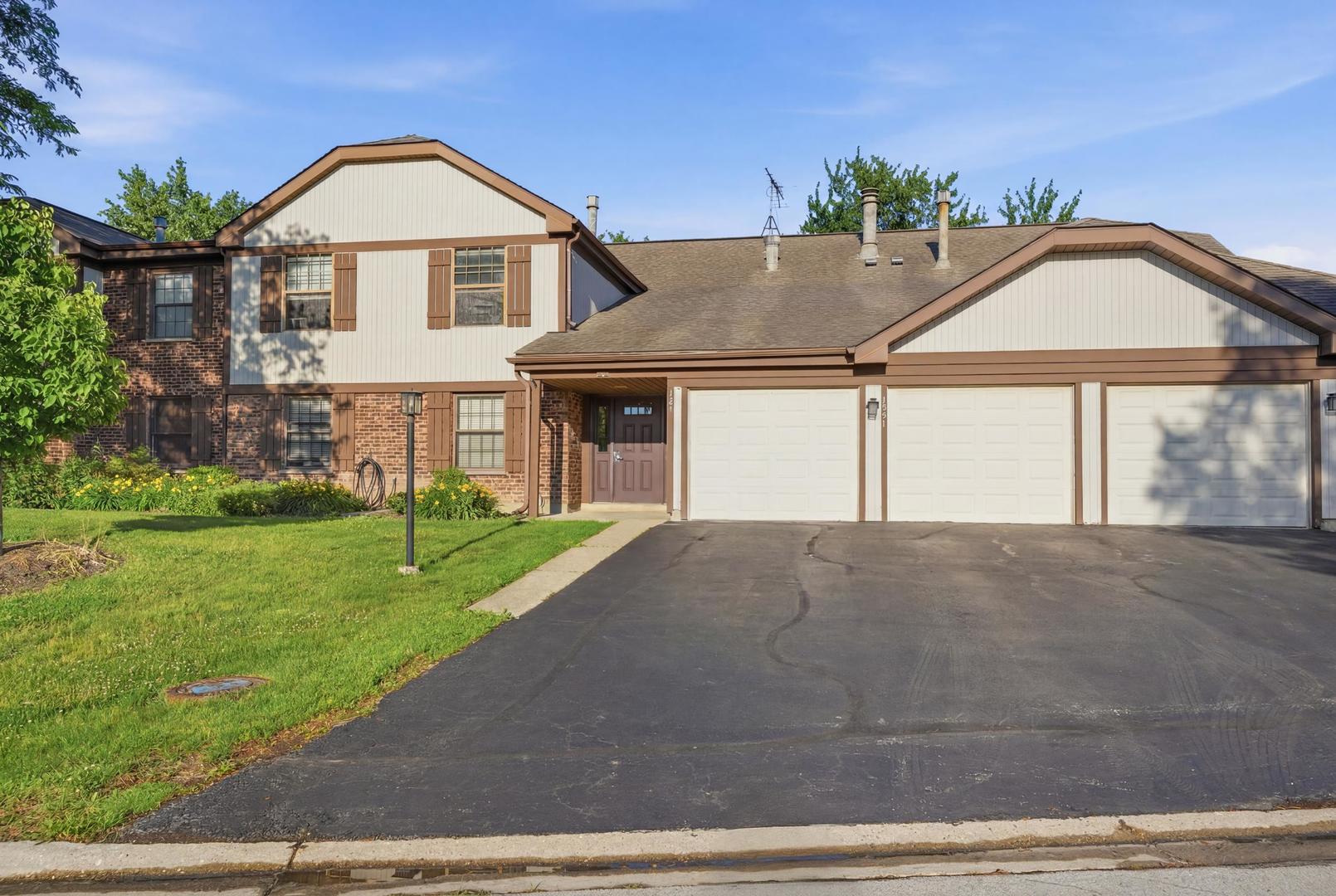1251 WILLIAMSBURG Drive Unit D2, Schaumburg IL 60193