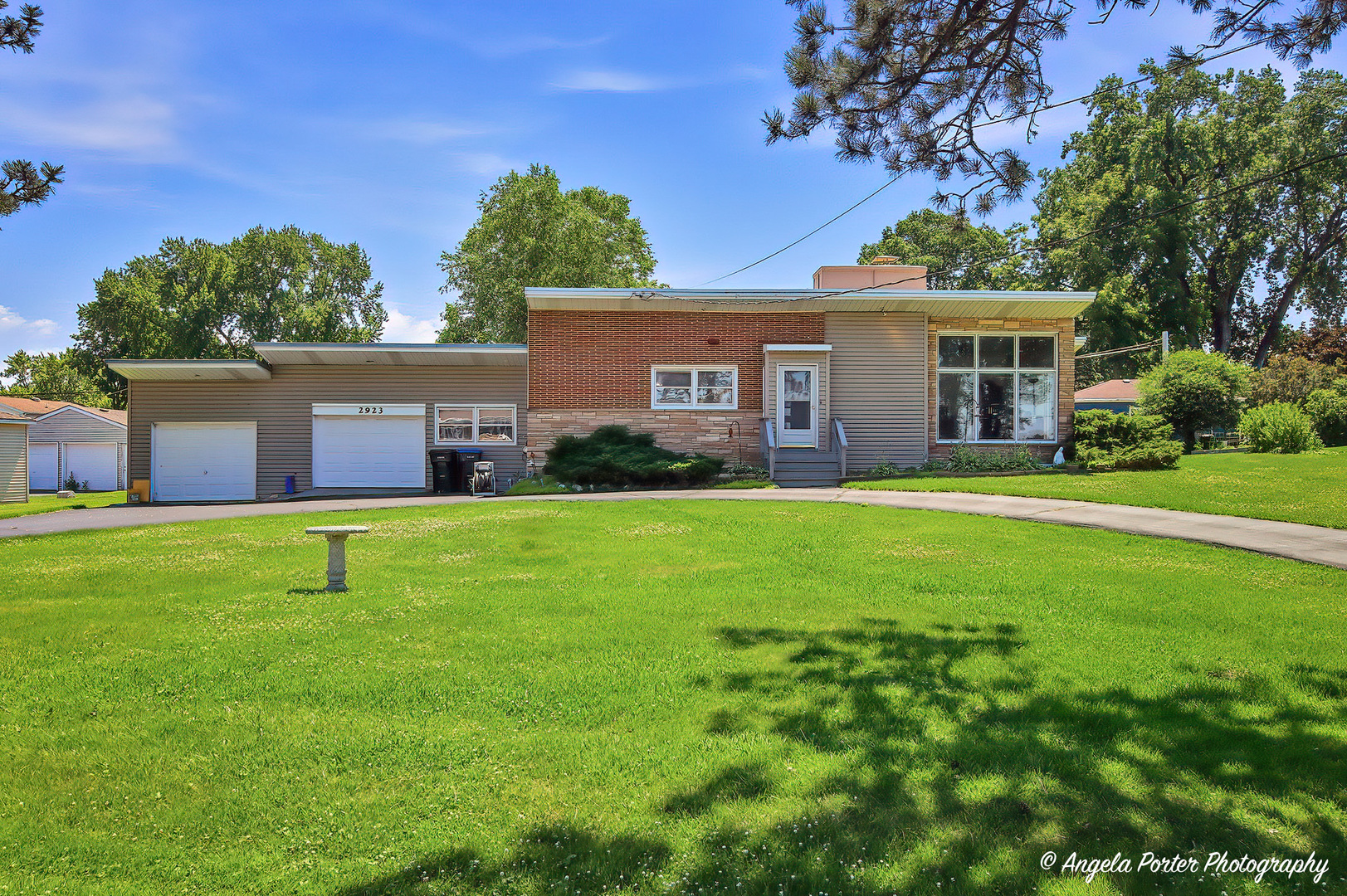 2923 Shorewood Drive, Mchenry IL 60050