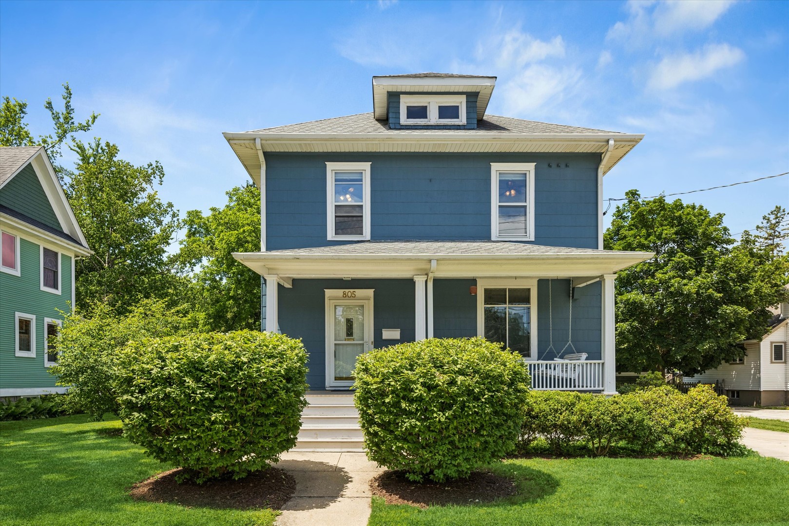805 Clay Street, Woodstock IL 60098