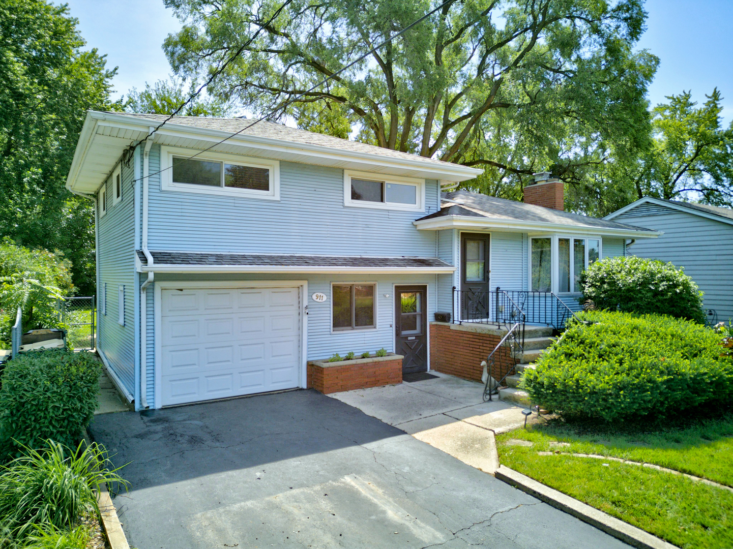 911 David Street, Antioch IL 60002