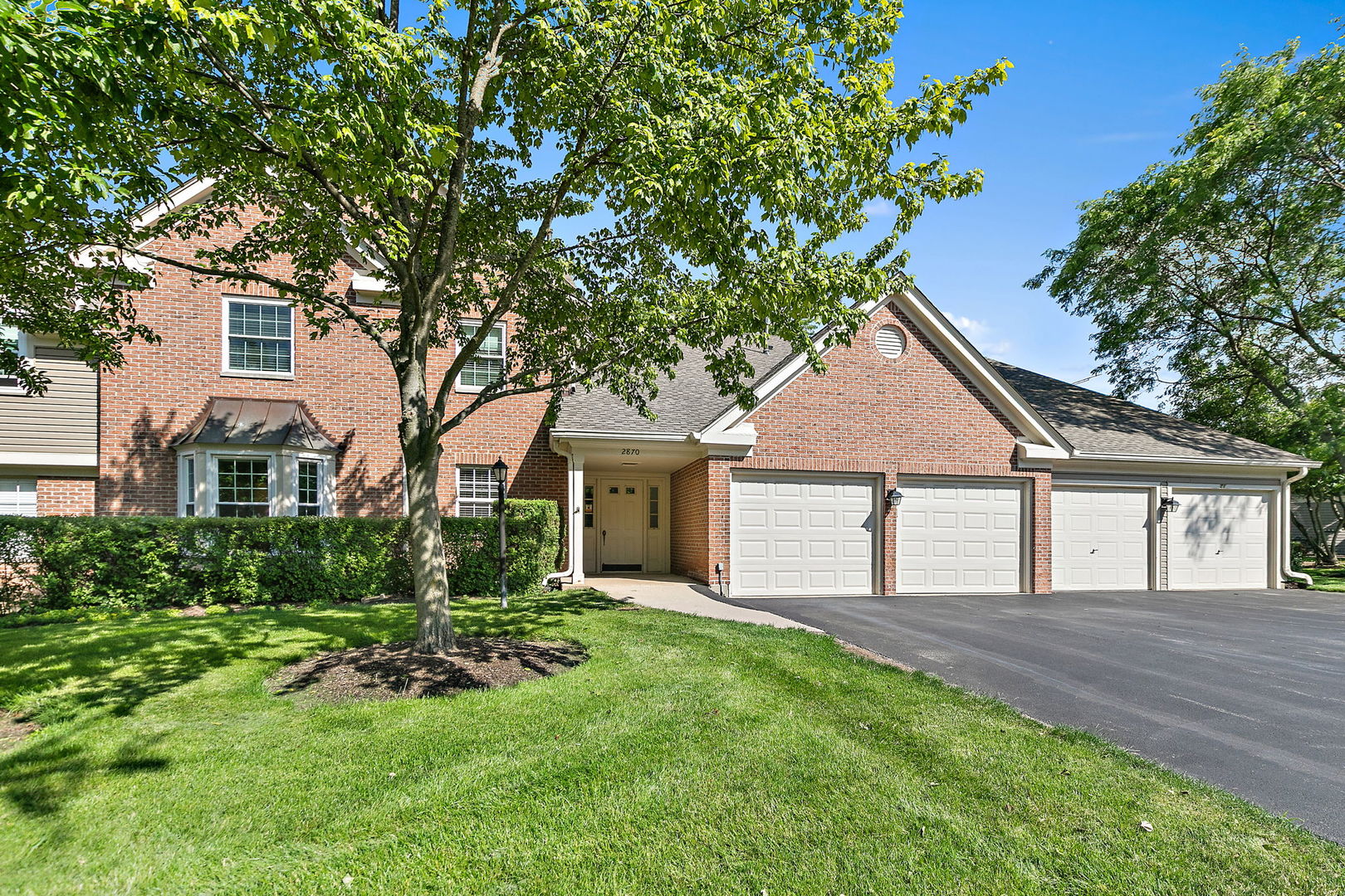 2870 Meadow Lane Unit V1, Schaumburg IL 60193