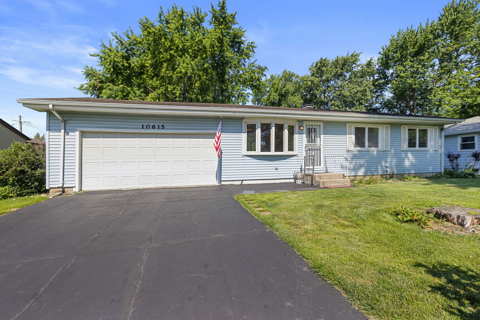 10615 Kathleen Avenue, Huntley IL 60142