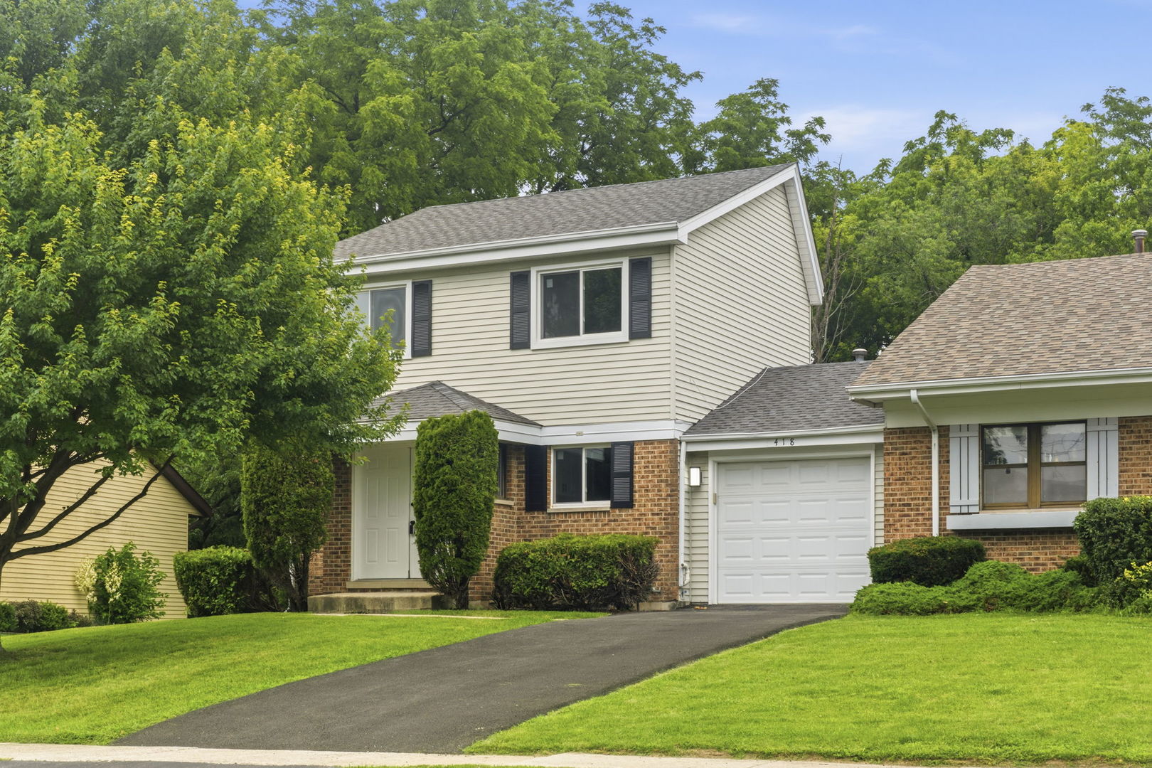 23W418 Greenbriar Drive, Naperville IL 60540