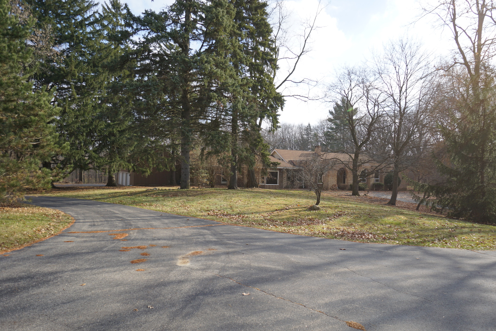 613 3 Oaks Road, Cary IL 60013