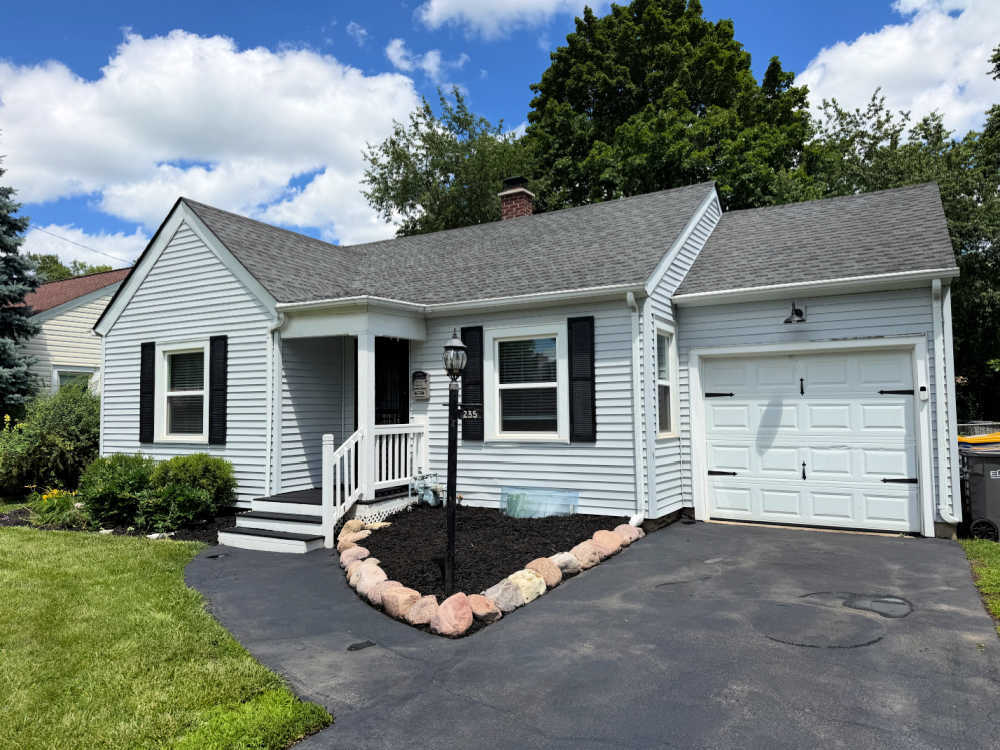 235 S Aldine Street, Elgin IL 60123