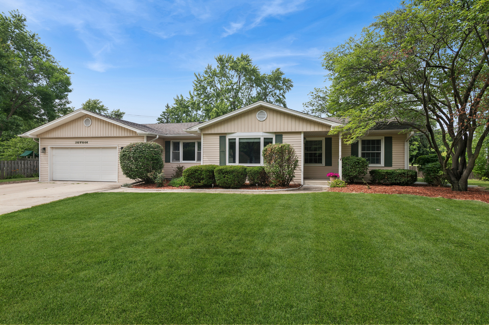 30W044 Bruce Lane, Naperville IL 60563