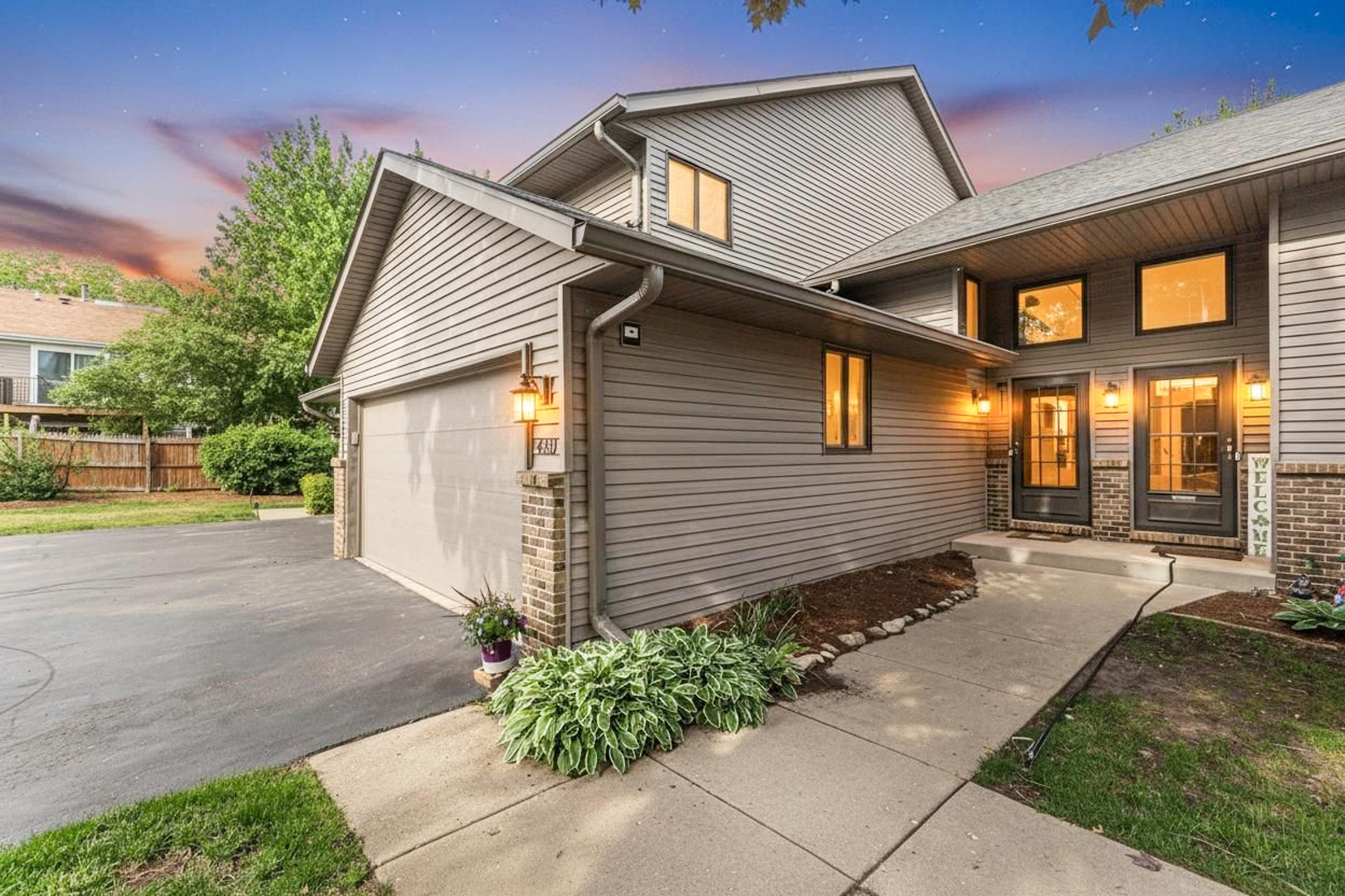450 Berkshire Drive, Crystal Lake IL 60014