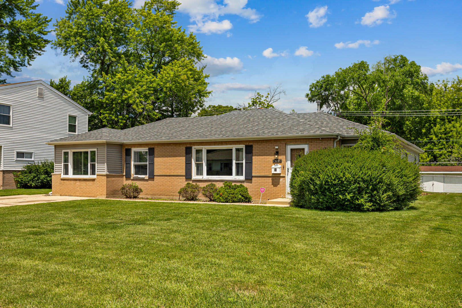 60 ARIZONA Boulevard, Hoffman Estates IL 60169