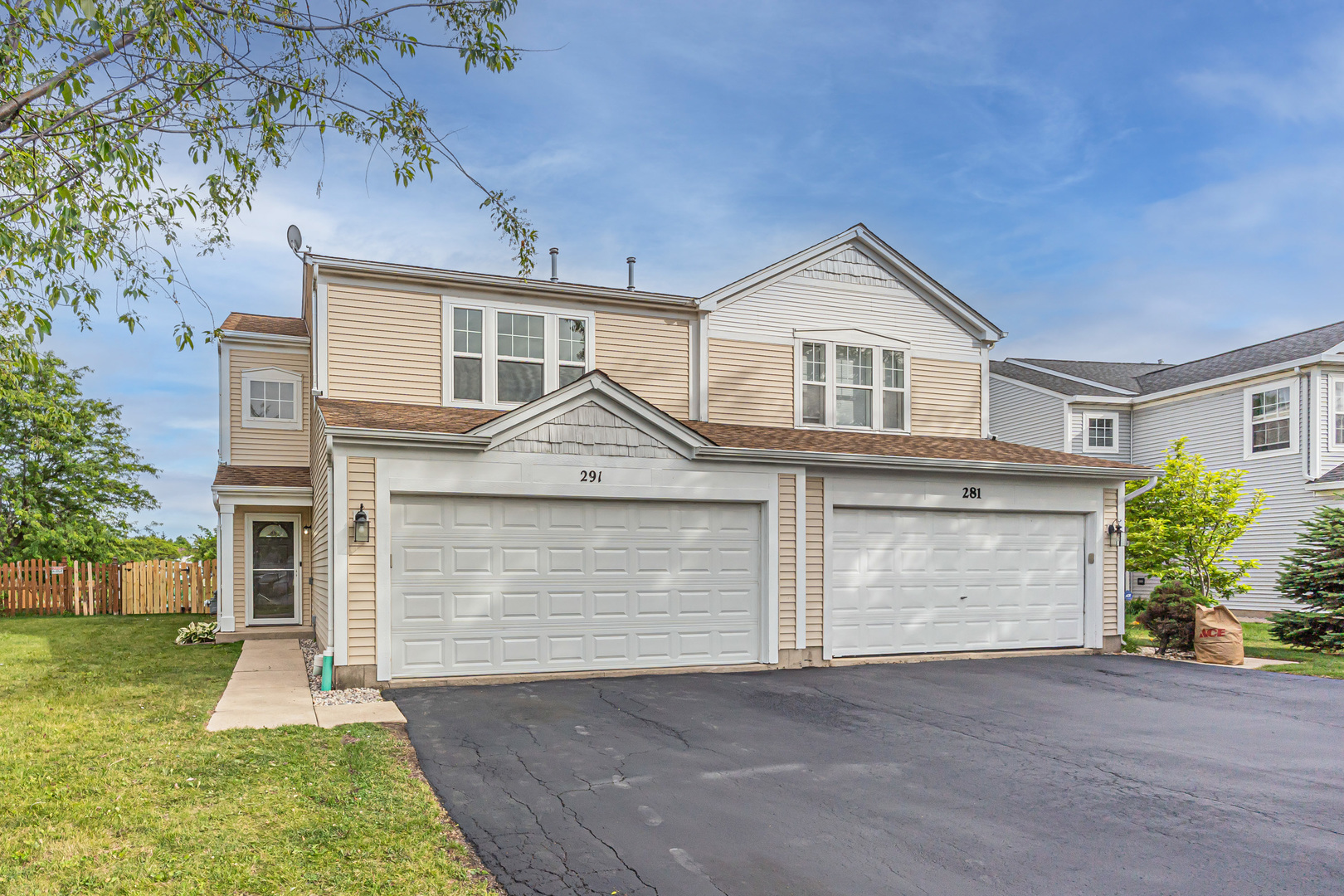 291 Wedgewood Circle, Lake In The Hills IL 60156
