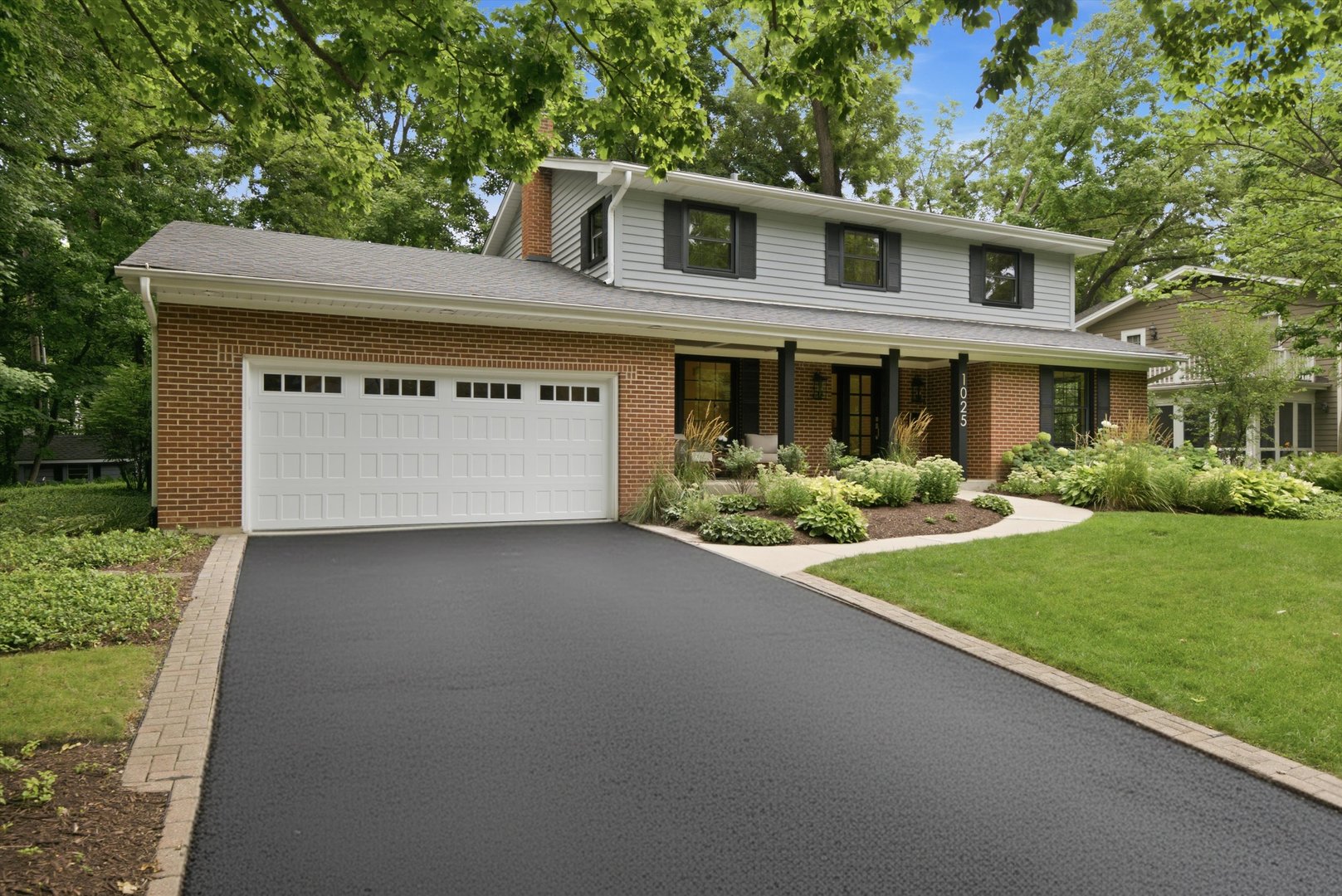 1025 Elizabeth Avenue, Naperville IL 60540