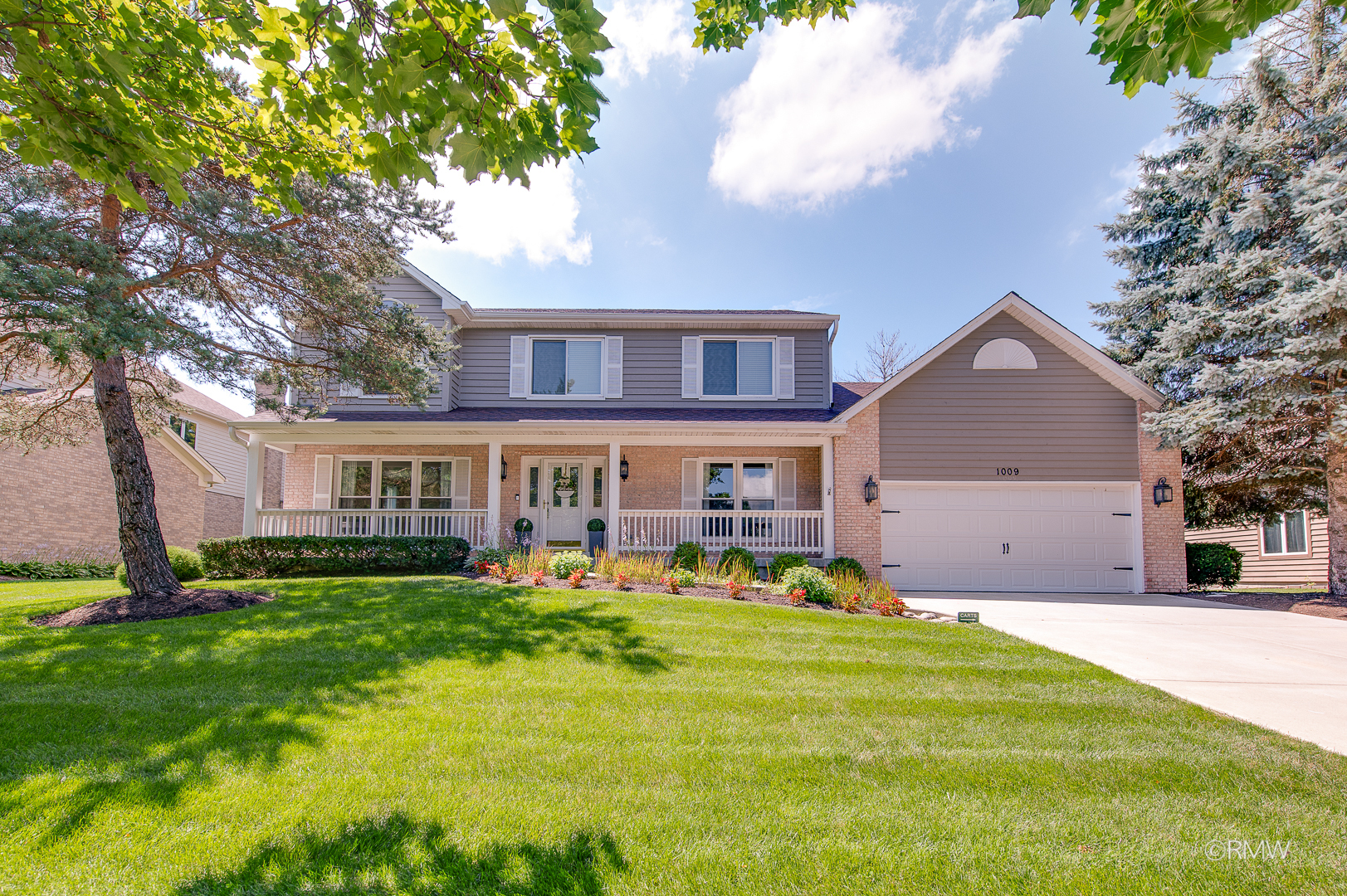 1009 Wedgewood Drive, Crystal Lake IL 60014