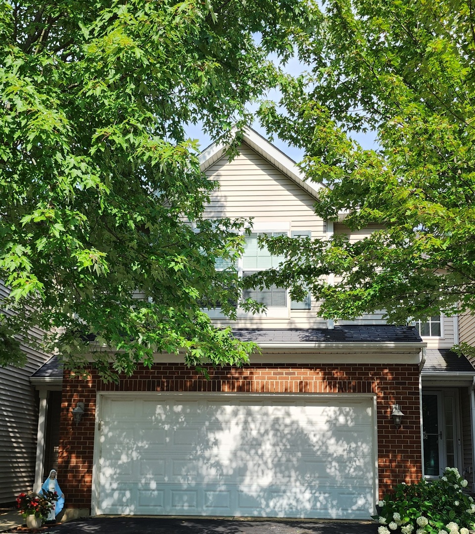 1011 N South Elgin Boulevard, South Elgin IL 60177