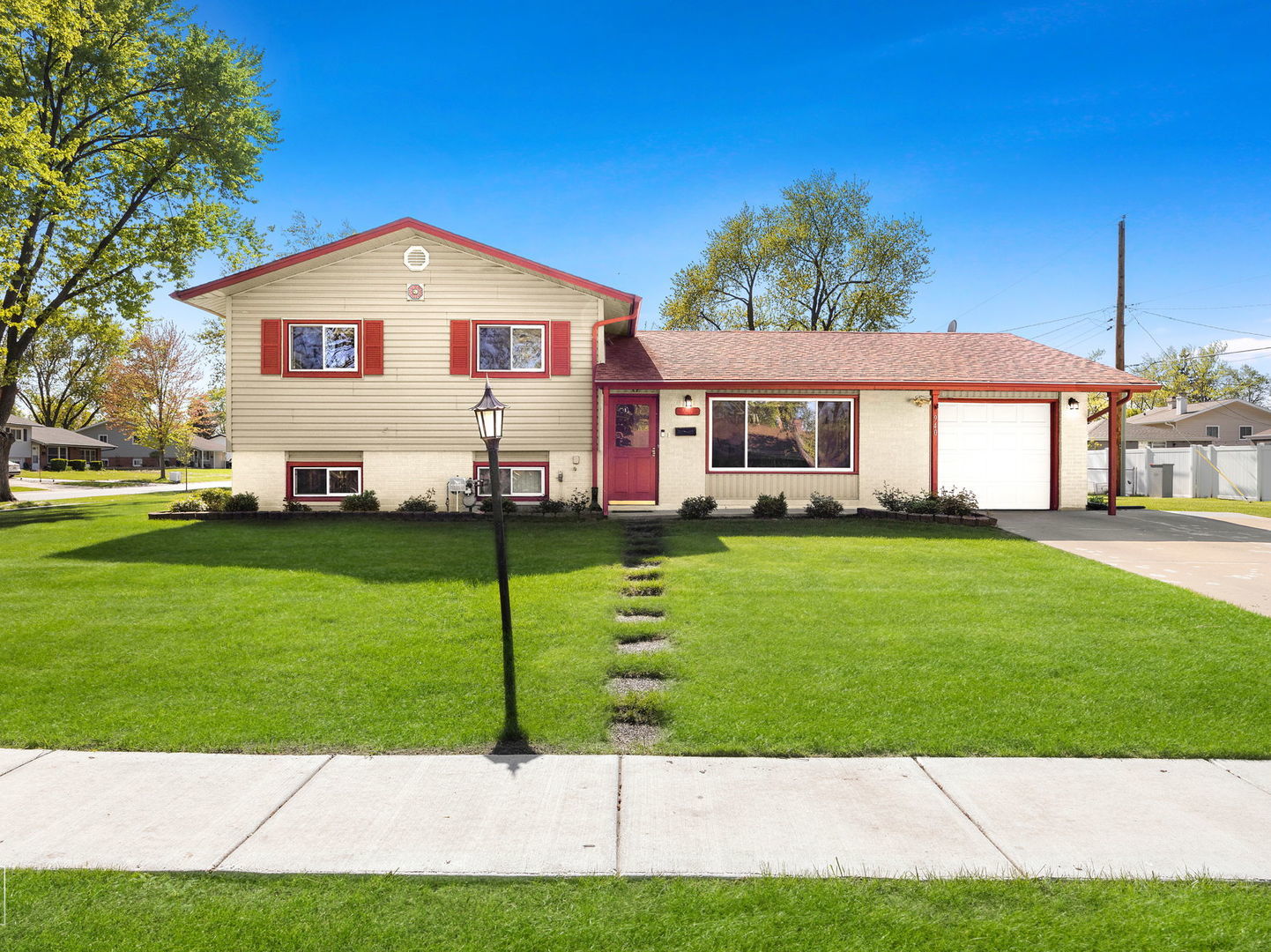 940 Washington Boulevard, Hoffman Estates IL 60169
