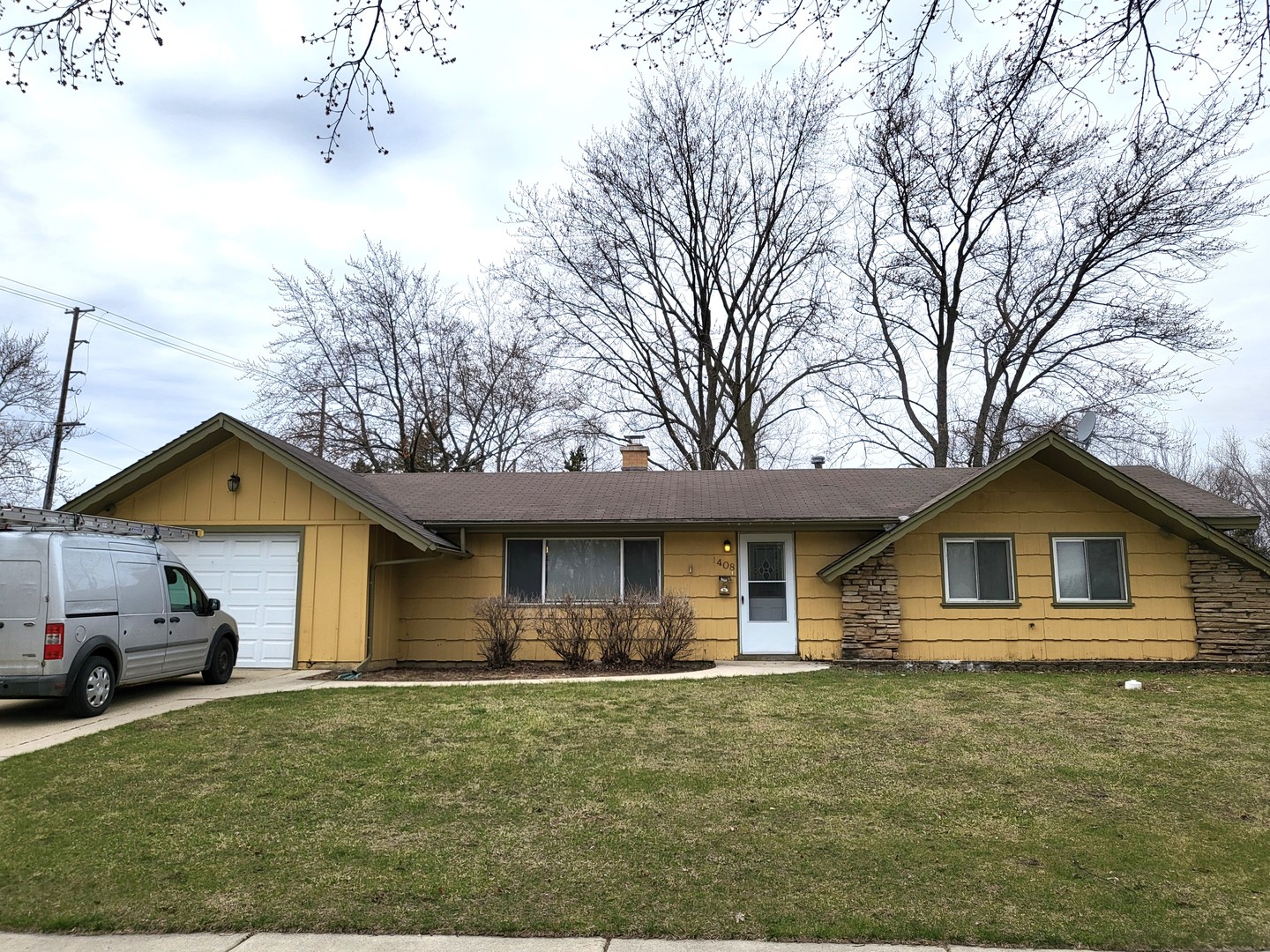 1408 Fairlane Drive, Schaumburg IL 60193