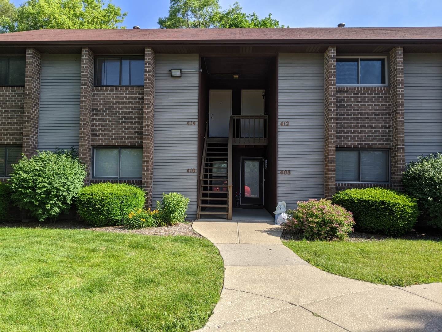 408 Heine Avenue Unit 408, Elgin IL 60123