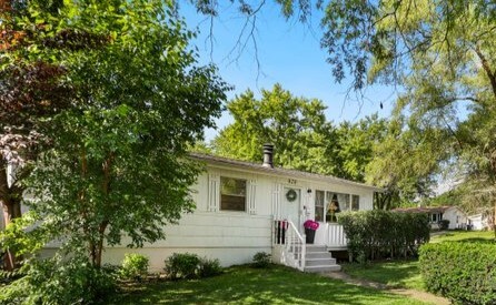 920 Fern Avenue, St. Charles IL 60174