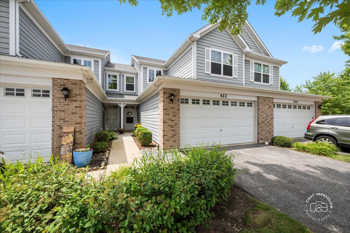 422 Acushnet Street Unit 0, Elgin IL 60124
