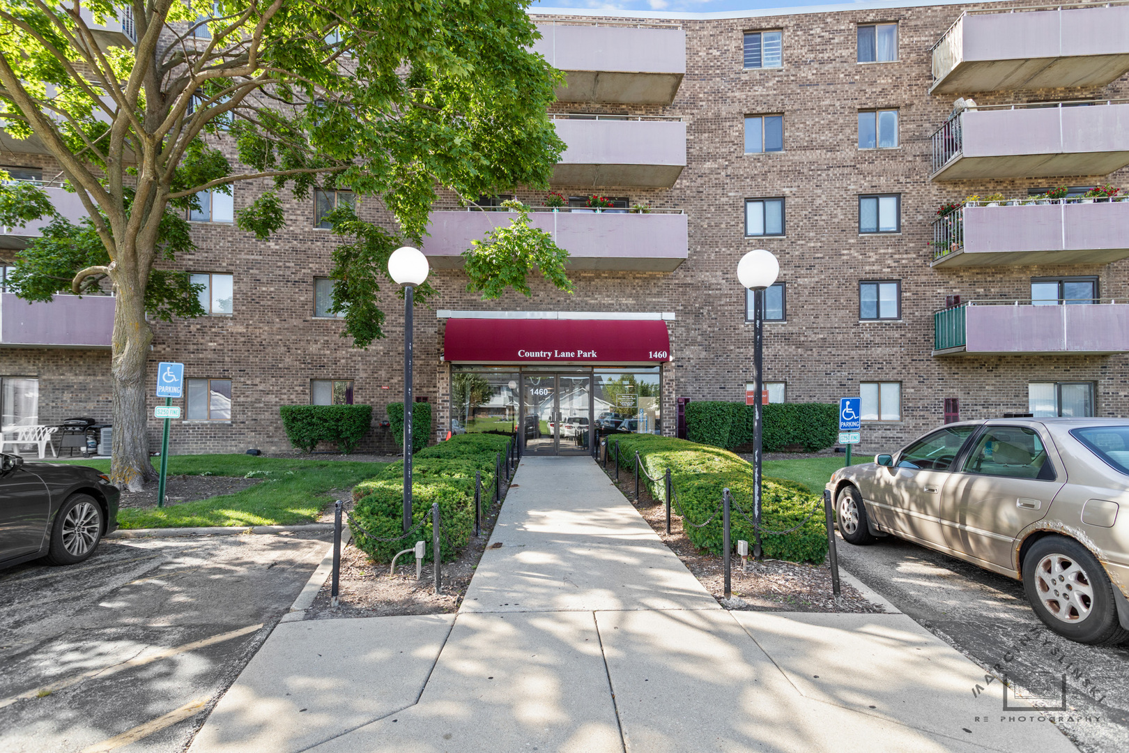 1460 Fairlane Drive Unit 303, Schaumburg IL 60193