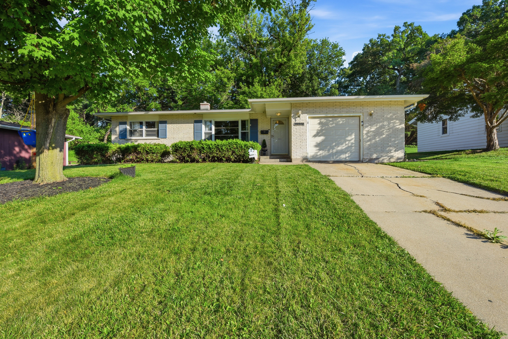 4605 Ashley Drive, Mchenry IL 60050