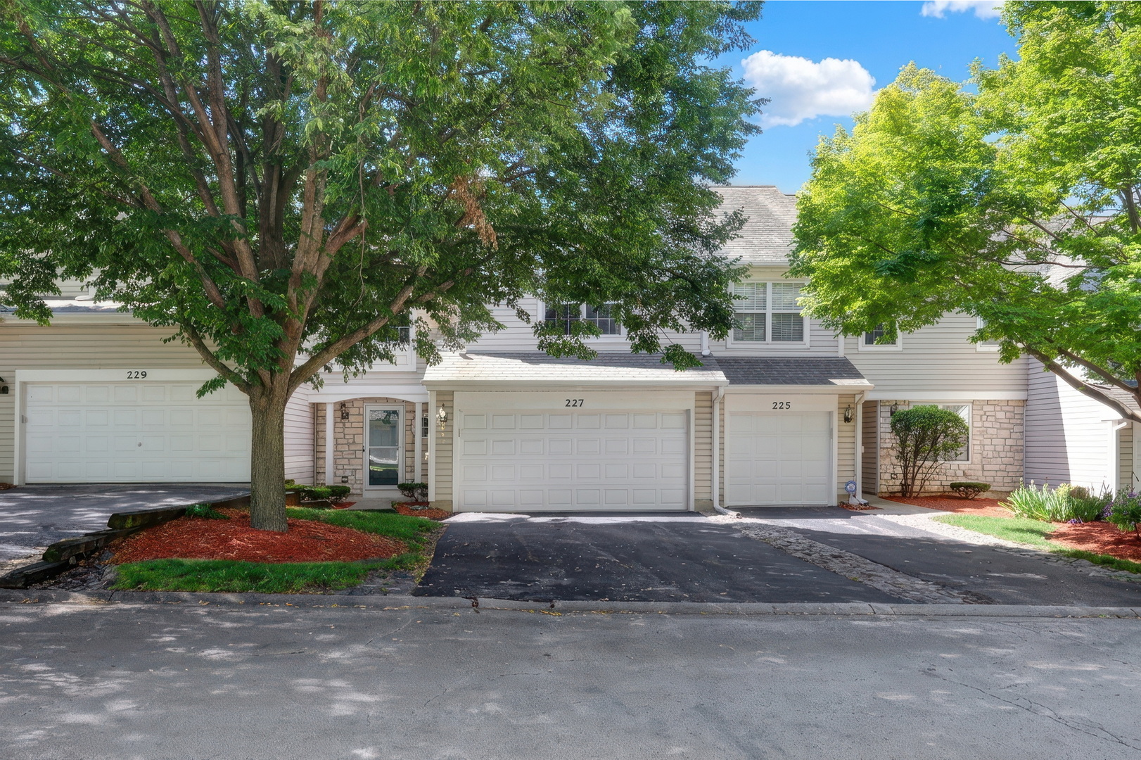 227 Rainier Way, Fox Lake IL 60020