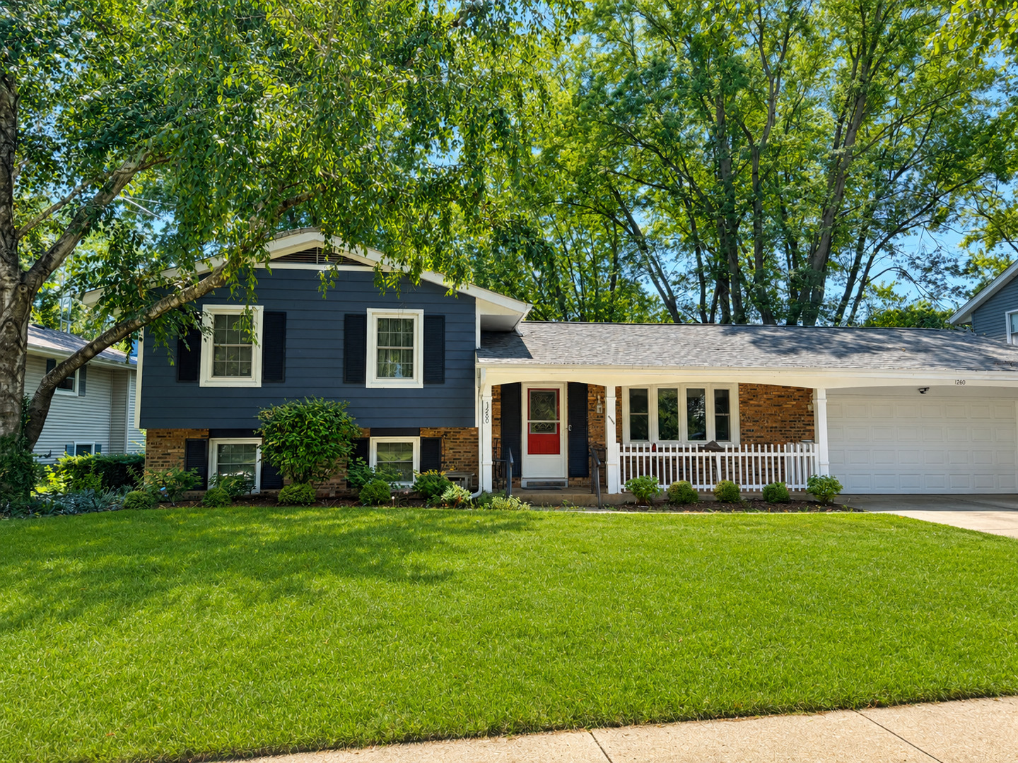 1260 Fellows Street, St. Charles IL 60174