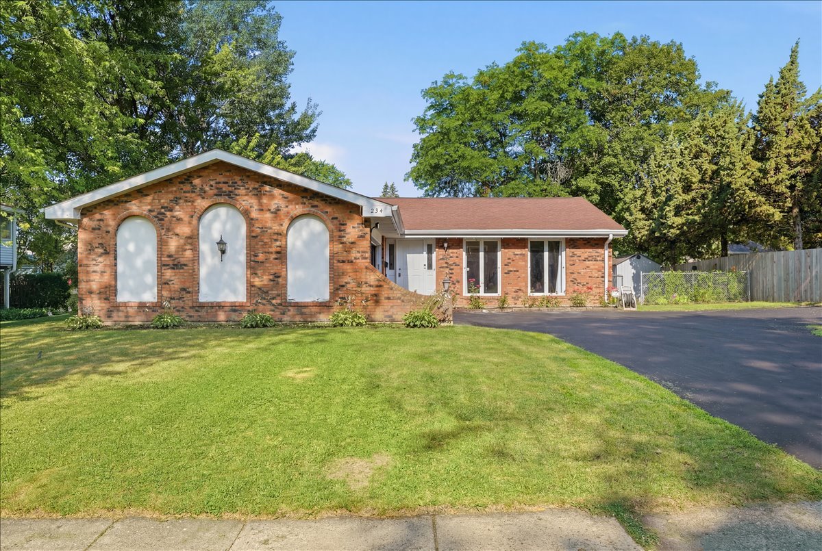 554 Longview Drive, Antioch IL 60002
