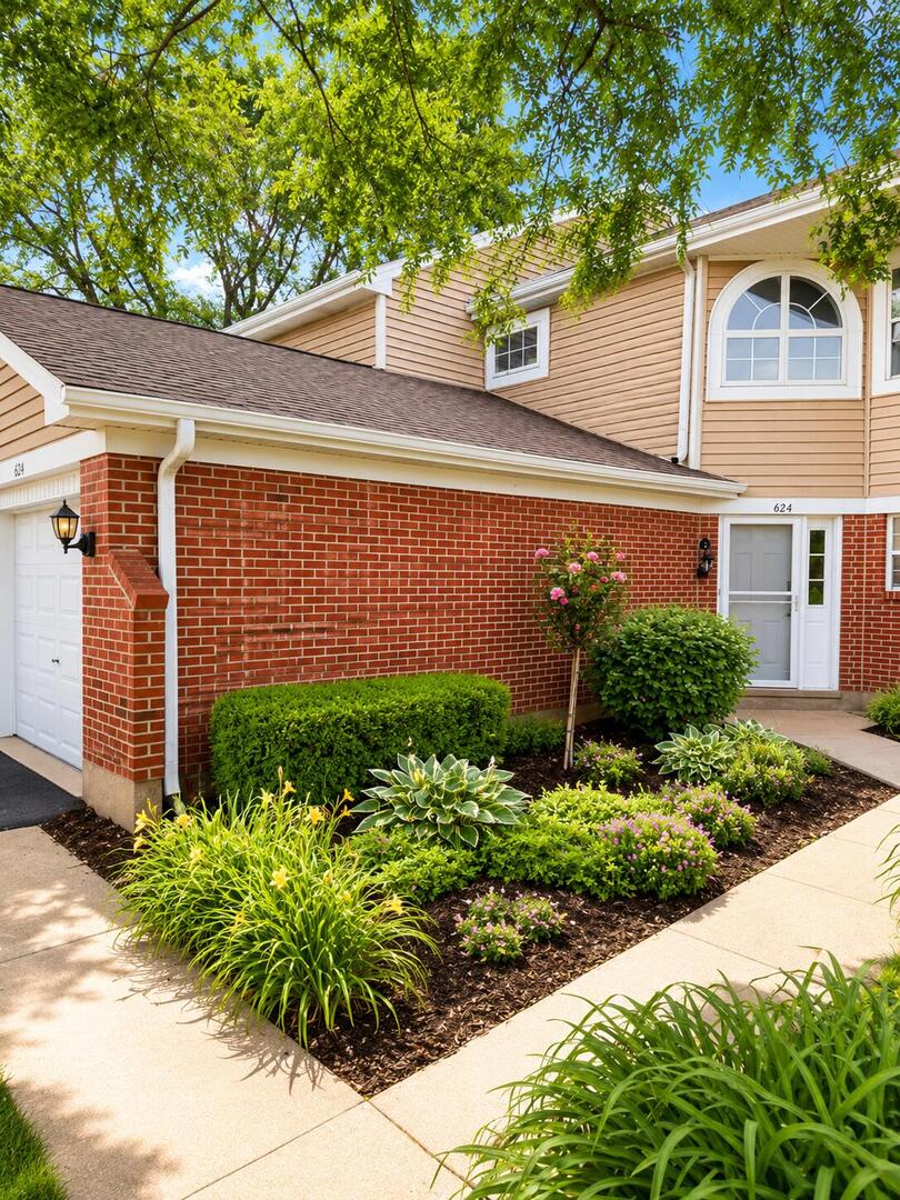 624 W Happfield Drive Unit 1717D, Arlington Heights IL 60004