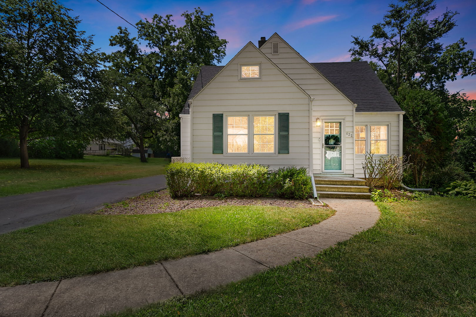422 Harden Street, Antioch IL 60002