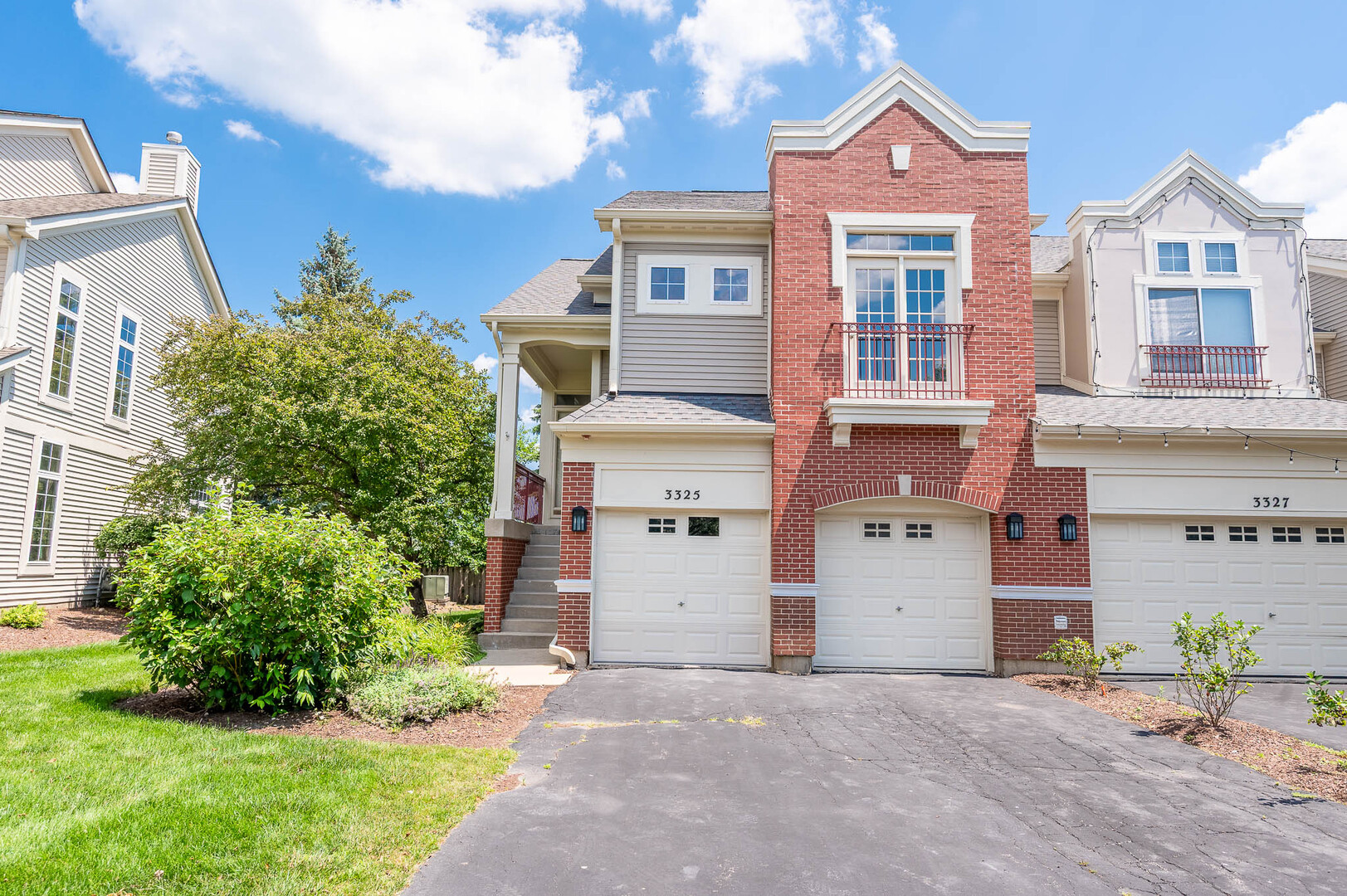 3325 Rosecroft Lane, Naperville IL 60540