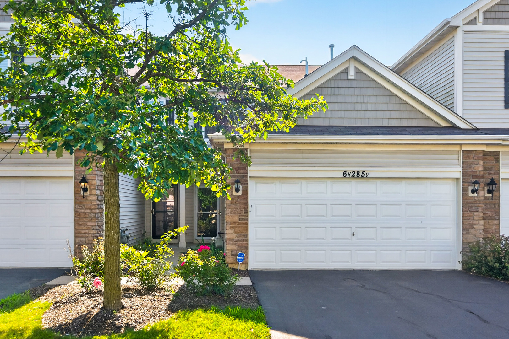 6N285 Whitmore Circle Unit D, St. Charles IL 60174