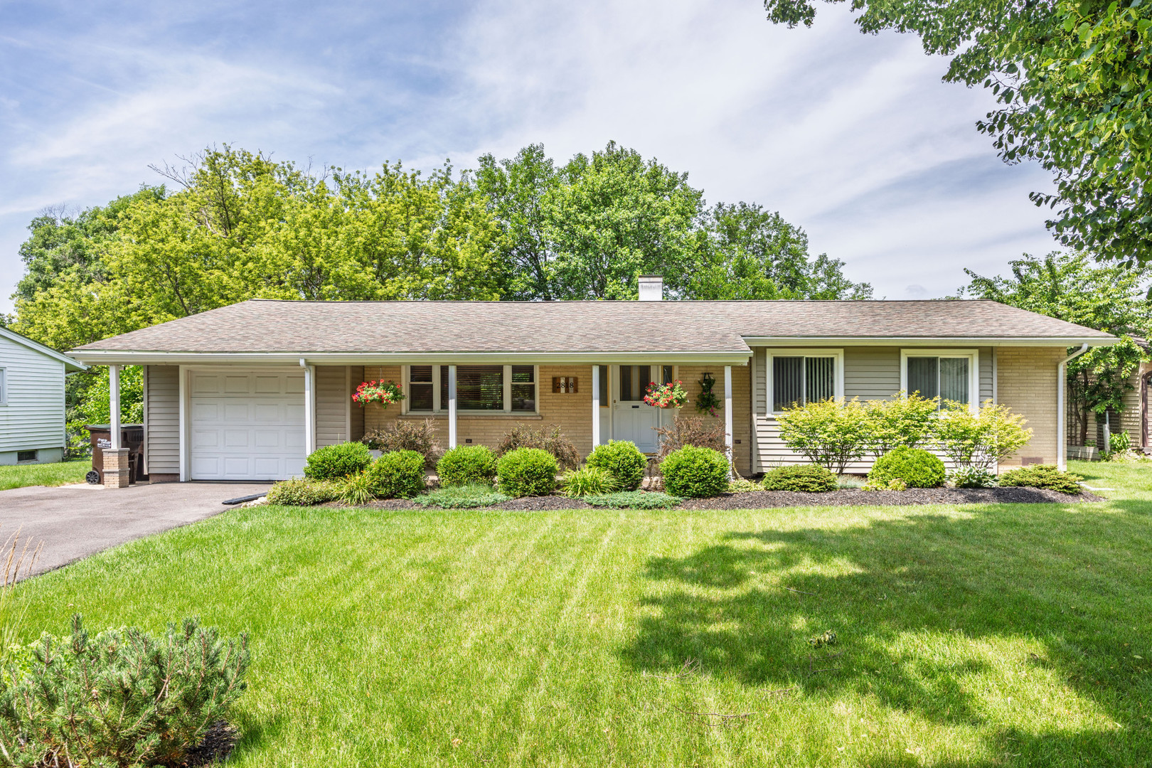 2818 Limerick Drive, Cary IL 60013
