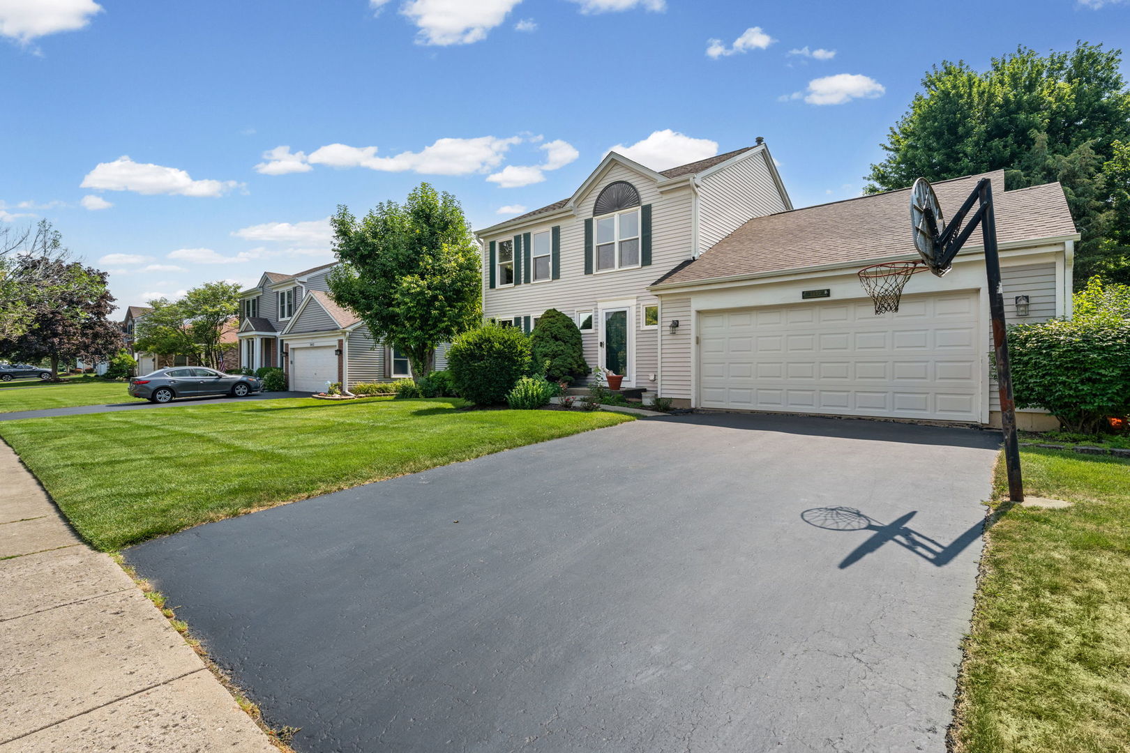 1449 Willow Tree Drive, Crystal Lake IL 60014