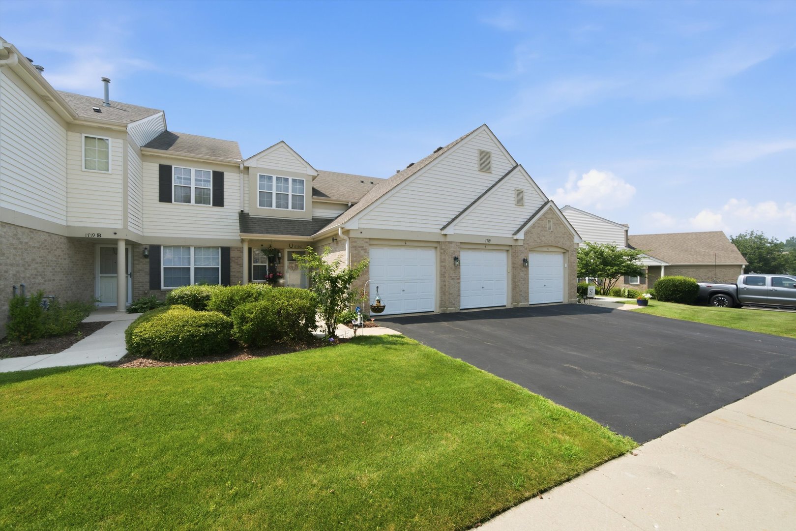 1719 Autumn Avenue Unit C, Schaumburg IL 60193