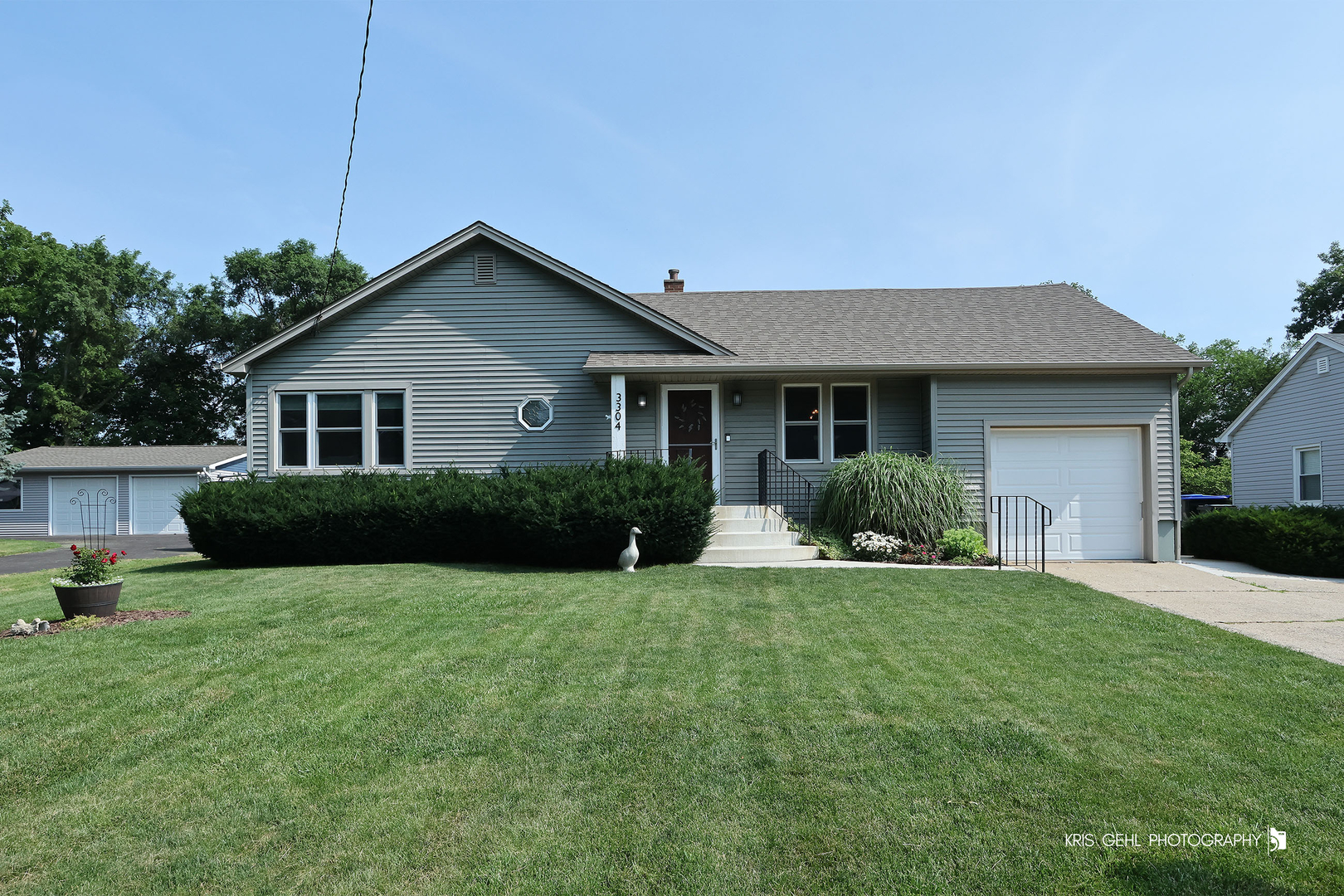 3304 W 3rd Avenue, Mchenry IL 60050