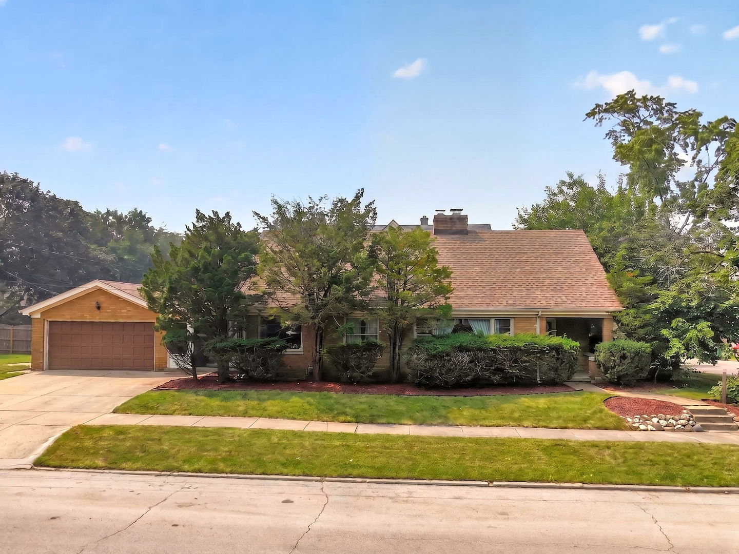 649 N Spring Street, Elgin IL 60120