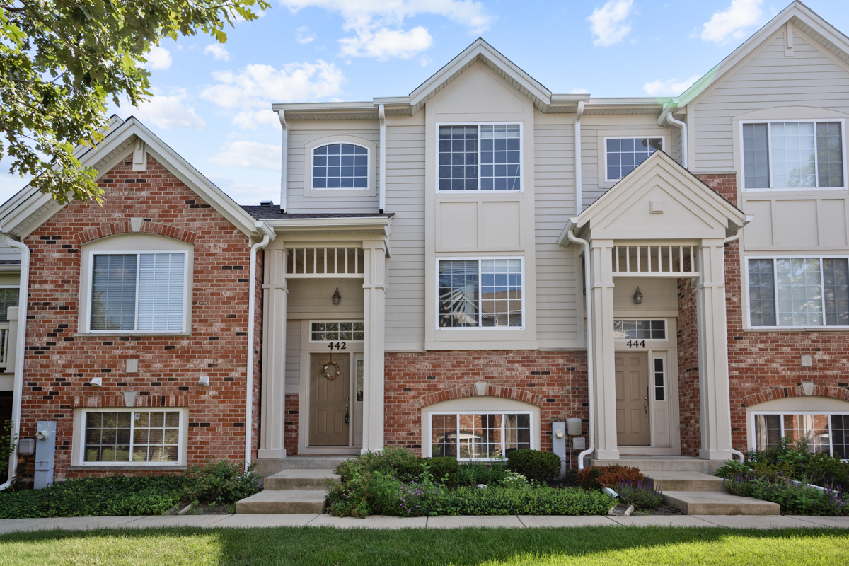 442 Churchill Drive Unit 442, Elgin IL 60124